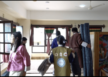 Young volunteers offer care and company to those in need